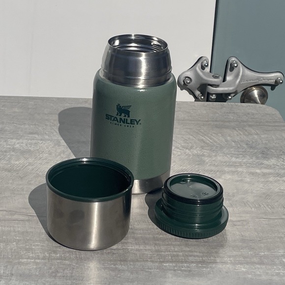 Stanley 24 oz Vacuum Insulated Food Jar - Picture 4 of 4